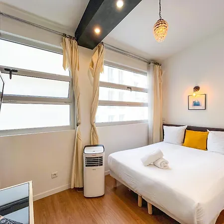 Urbanflat 115 - Grand Duplex Dans Le Centre De Apartman *