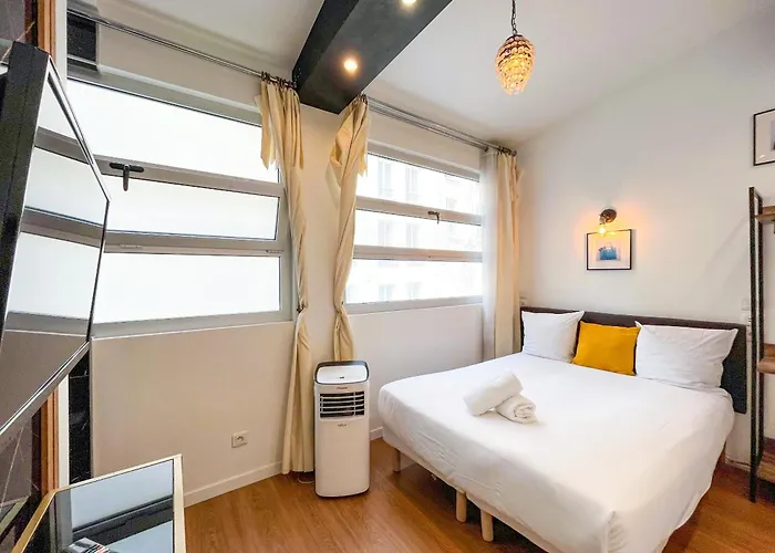 Urbanflat 115 - Grand Duplex Dans Le Centre De Apartment *